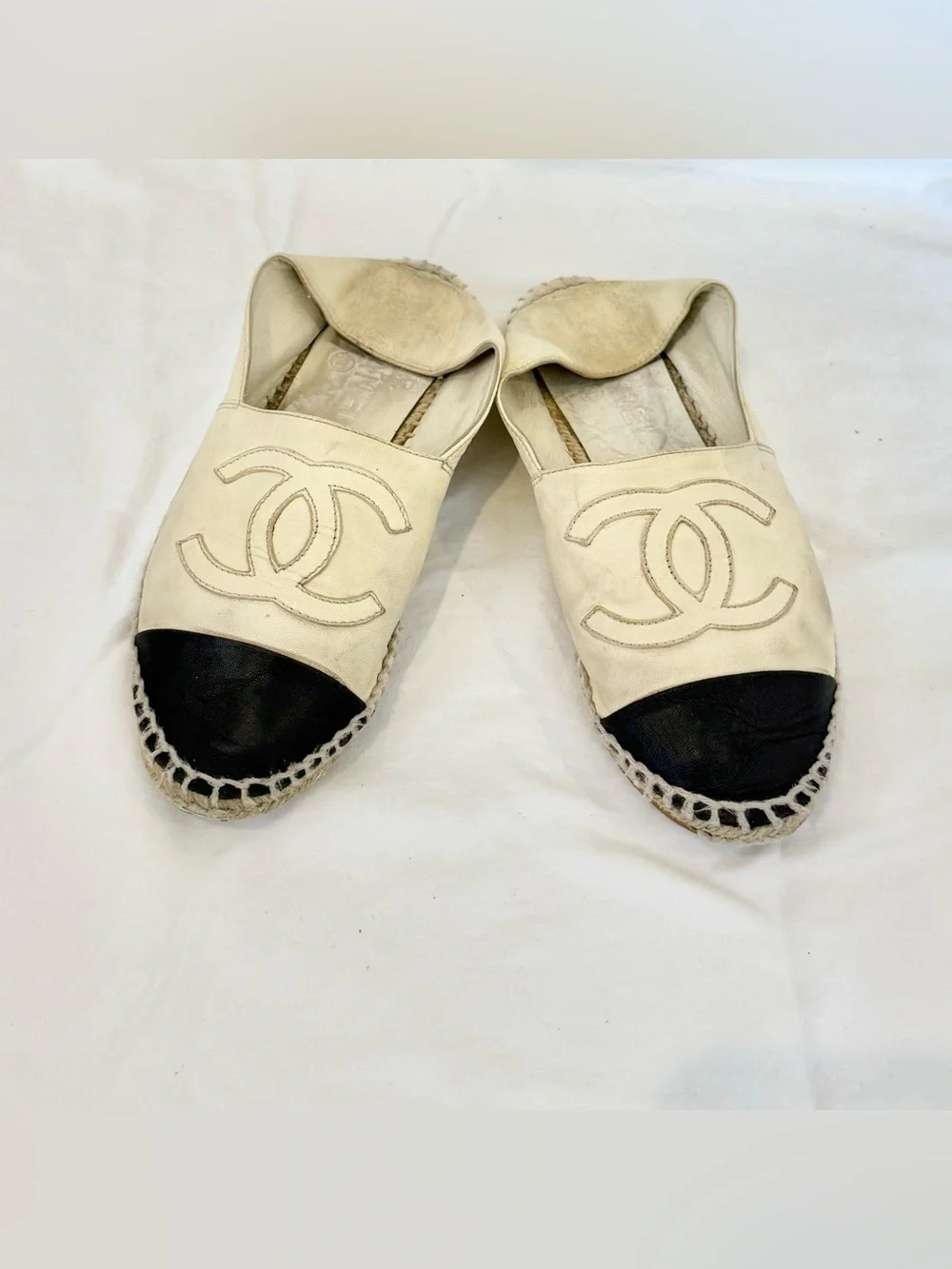 CHANEL authentic espadrille